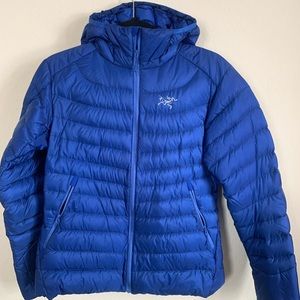 Arc’teryx Cerium LT Hoody, Women’s medium